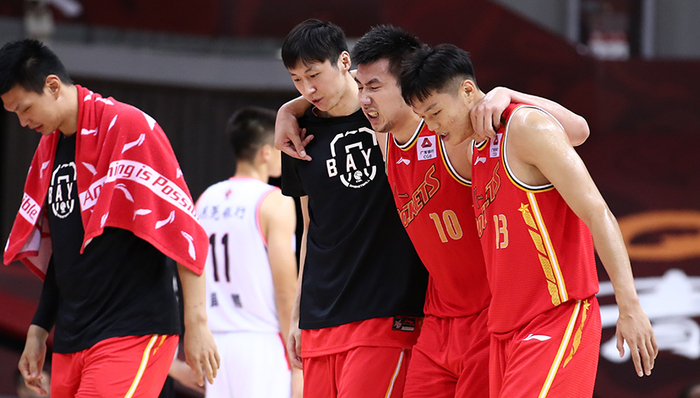 CBA多队陷伤病魔咒，江苏同曦、山东男篮轮换告急