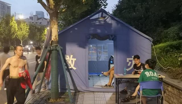 武汉防汛殉职者舒明智：带病上班月余，承诺汛期结束去医院