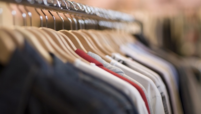 森马服饰,七匹狼,服装