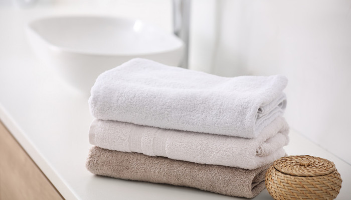 消费者报告|毛巾原料竟是旧袜子，最大毛巾生产基地被爆生产乱象