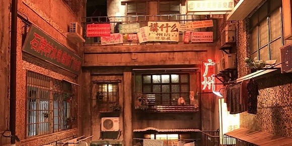 Is it a mall? Is it a restaurant? No, it’s Super Wenheyou!