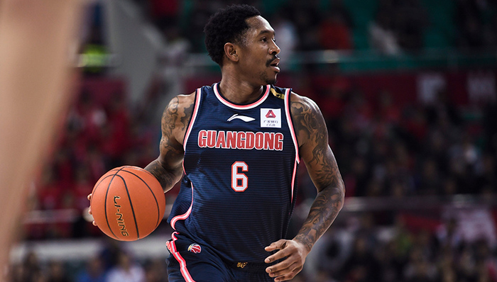 CBA广东宏远300万包机接外援，但马尚落地就确诊新冠