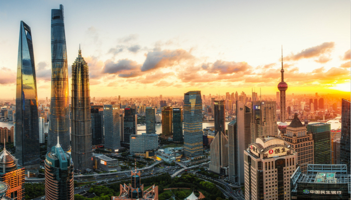 上海股市房市逐步企稳，上半年网购交易额增长14.3%