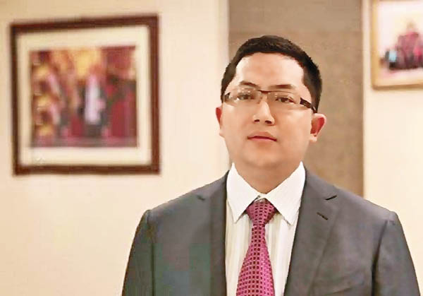 钢铁,婚姻,离婚案