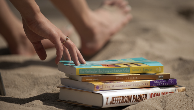 《野草》挑战了人们对于“黑暗”的想象 | 一周新书推荐