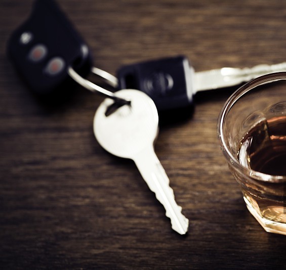 地方新闻精选 | 贵州首例侵犯公民个人信息案宣判 68岁女子造谣大连海鲜公司违规收海产品被刑拘