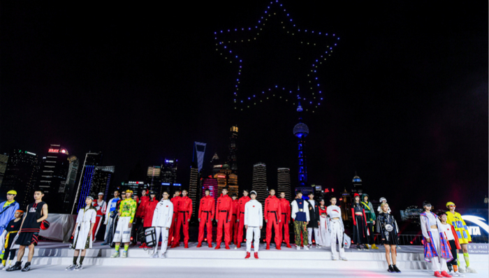 北京冬奥特许商品上新，“安踏制造”国旗系列首次上架