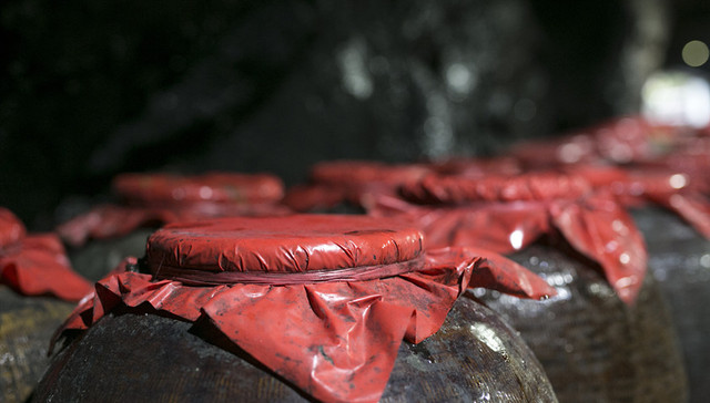 青青稞酒,减持,亏损,青稞酒