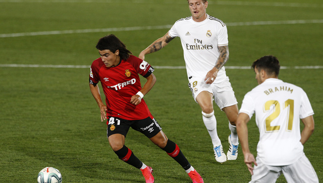 15岁超新星百场轰下230球，这就是未来的梅西吧