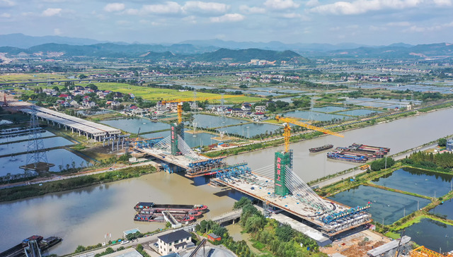 刘志彪：形成国内大循环要从长三角、粤港澳等大城市群开始