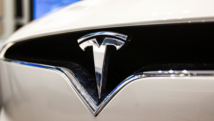 特斯拉驶入“无人区”