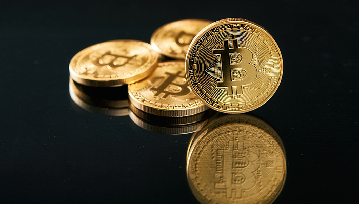 比特币，区块链，去中心化金融