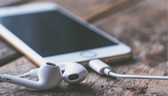 网易云变“网抑云”上微博热搜，将推三大举措治理平台