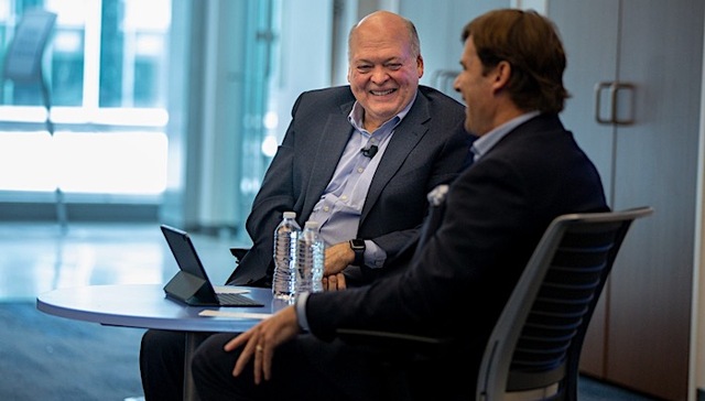 福特汽车宣布韩恺特退休，吉姆·法利继任CEO