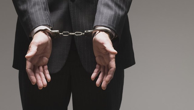 海口市委原书记落马，常伴身边13年司机被控受贿450万