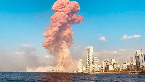 快看 | 黎巴嫩大爆炸后，数位时装设计师的毕生心血被毁