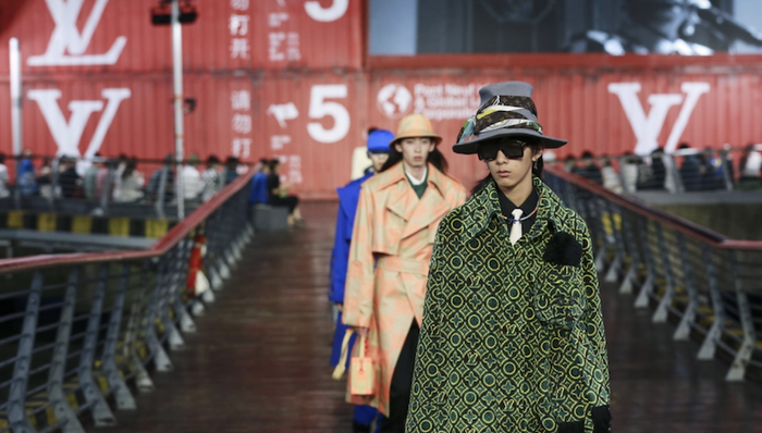 首发经济，首店经济，上海时尚，五五购物节