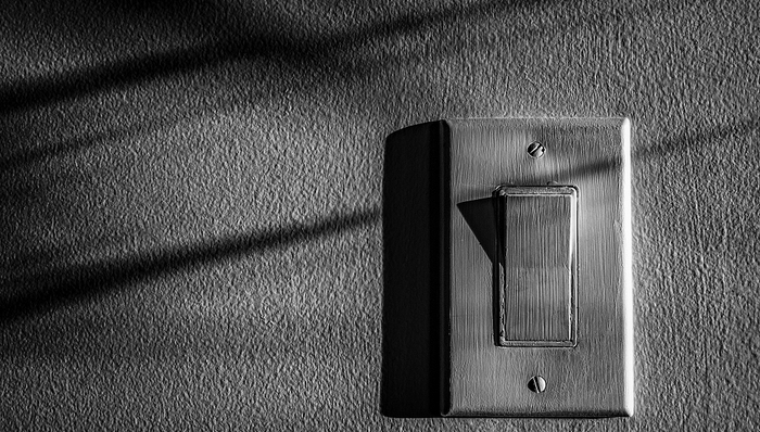 百度“灯火互助”熄火，流量巨头为何出局网络互助下半场？