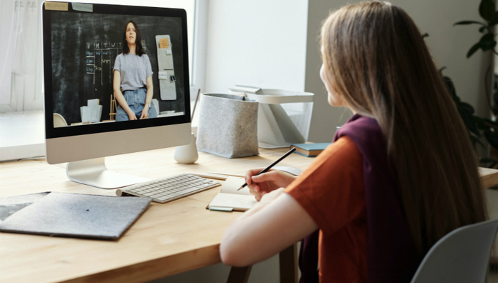 在线教育,商业模式,OMO,资本市场