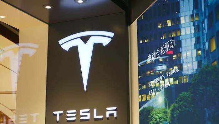 特斯拉，拼多多