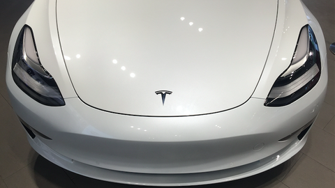 拼多多团购特斯拉事件持续发酵，武汉被拒交付用户称将起诉特斯拉