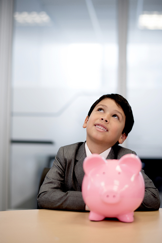 高端市场难闯，年轻市场难撩，泸州老窖难掩“中年焦虑”