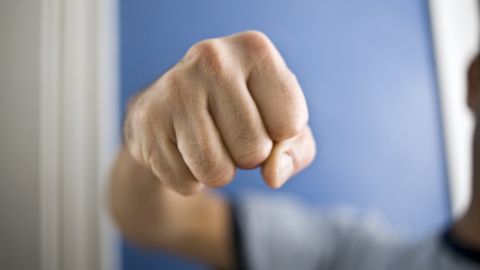 快看 | 滴滴司机劝告乘客系安全带反被打，滴滴网约车CEO付强回应