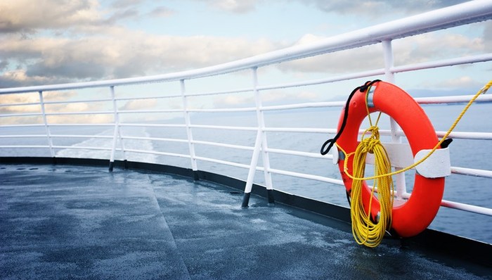 长江口以外水域两船碰撞，3人获救14人失踪