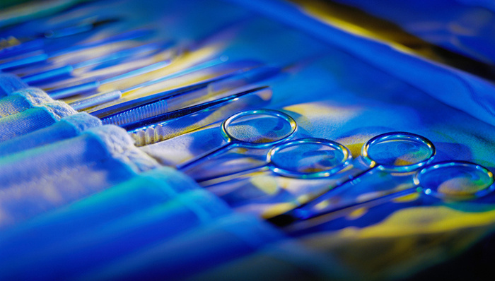 康泰医学首日最高涨幅超500%，这家业绩突增七倍的公司还值得买吗？