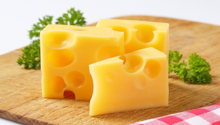 财说| 蒙牛甘当 “工具人”？妙可蓝多业绩增长7倍，但资金压力未缓解