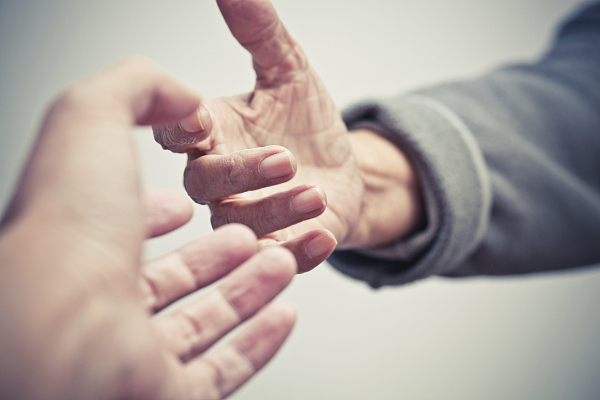 【深度】蚂蚁另类新生力量：携一亿用户破局，相互宝能否掀起一场保险革命？|解构蚂蚁③