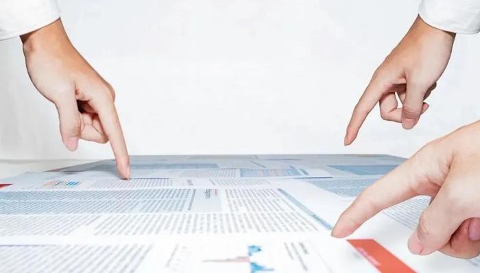 替富豪管钱的人