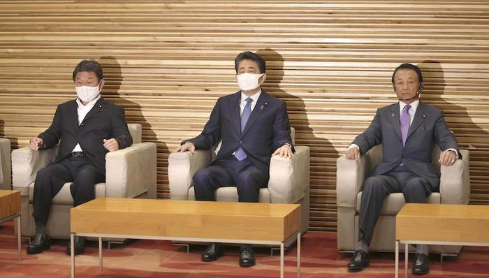 麻生太郎,自民党,溃疡性大肠炎,新冠,日本首相,安倍晋三,继任者,官房长官