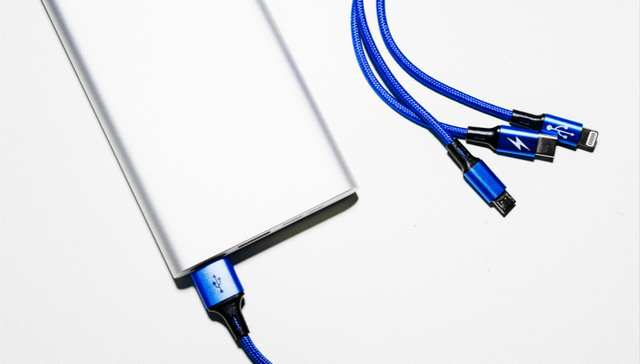 智能手机,充电宝,快充技术