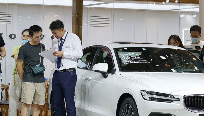 八成公司销量下滑：汽车经销商上半年业绩加速分化