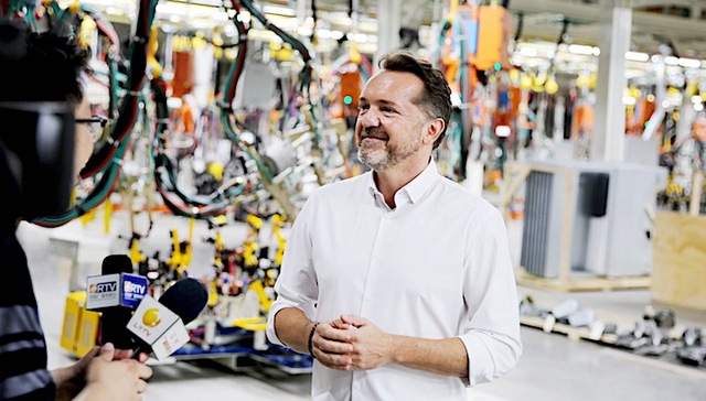 雷诺在华业务转型关键人物上任100天后，我们和他聊了聊