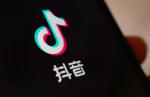 陌陌,罗永浩,朋友,敌人,同城,微信,聊天室,粉丝,霸主,小弟