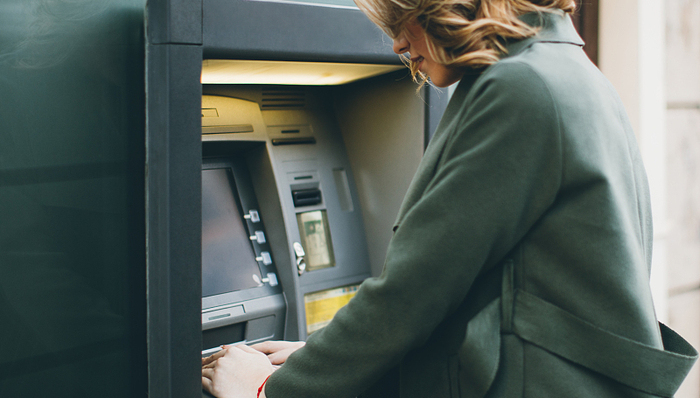 茅台股价再创新高 多支白酒股飘红