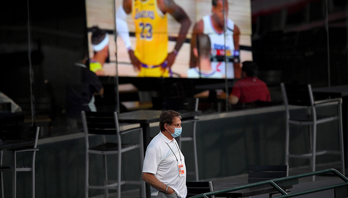 不满NBA“过于政治化”，四成球迷不爱看比赛了