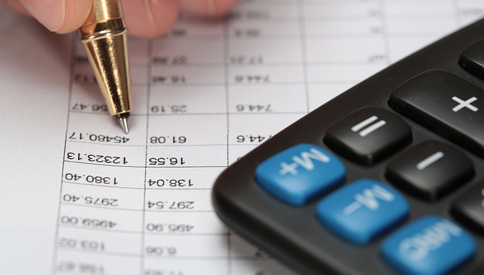 自营成券商上半年业绩“头号功臣”，中信、华泰和海通证券勇夺“赚钱榜”前三甲