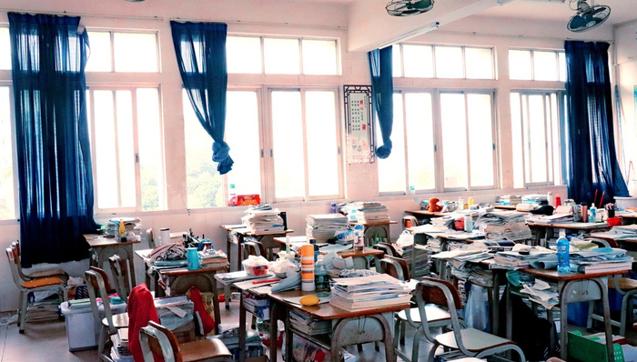 高考复读,教育不公,高考报名,落榜生,高考成绩,高考复读学校,教育资源,张济洲,优质教学,高考制度