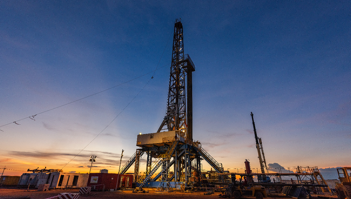 页岩油，油服产业，石油