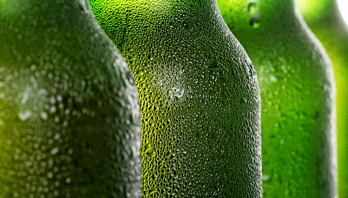 【酒业半年报盘点三部曲】撕掉低端标签，国产啤酒角逐中高端