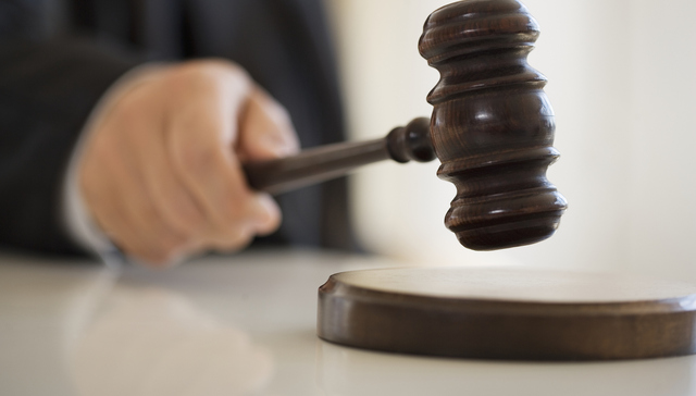 广西梧州小学保安砍伤师生41人，一审被判死刑