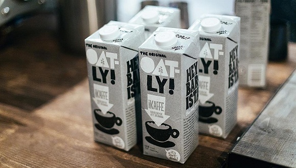 燕麦奶Oatly获得黑石明星投资团的投资，为何有人不高兴了？