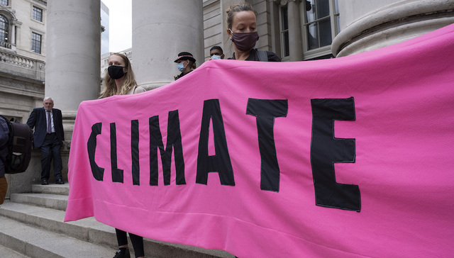 气候危机,极端天气,保险,养老金,碳税,大选,政策,过渡