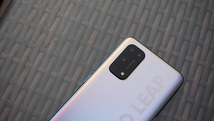 轻旗舰+性价比？2000元档新品Realme X7 Pro体验