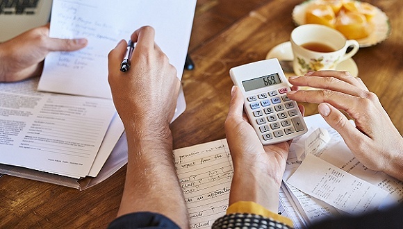 险资力捧地产股，增持上市房企意欲何为？