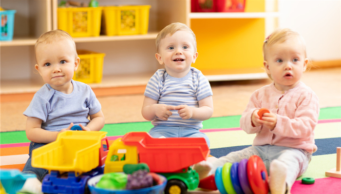 鱼乐,贝贝,跑路,家长,早教,QuestMobile,龙锦苑,亲子教育,通卡,教培