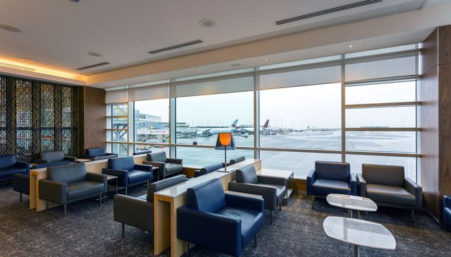 机场贵宾室为何变得拥挤了？